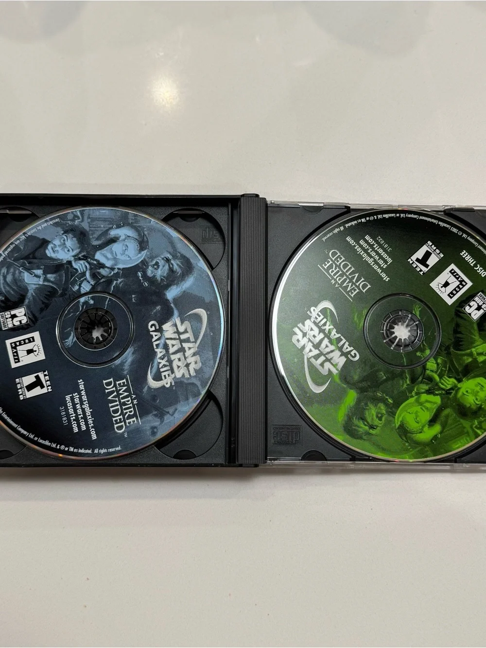 Star Wars Galaxies An Empire Divided PC Game 3 Discs Complete Key